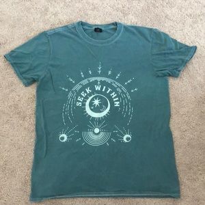 Urban Outfitters tee size S